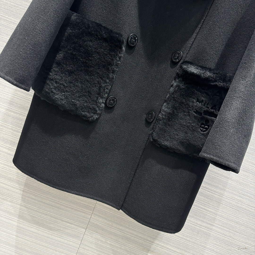 Prada Women’s Fashion Clothing Cashmere Coat P99466
