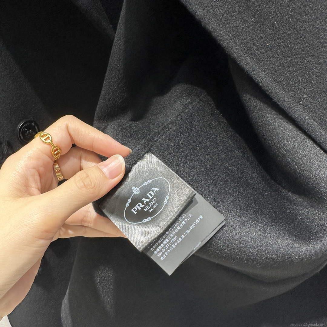Prada Women’s Fashion Clothing Cashmere Coat P99466