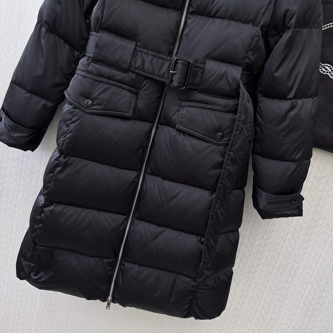Prada Women’s Fashion Clothing Down Coat P74181