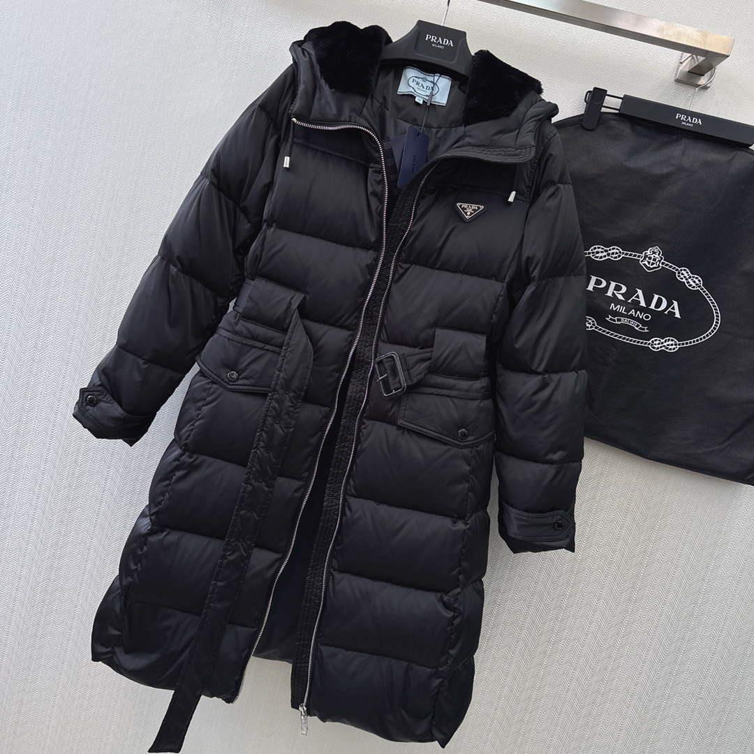 Prada Women’s Fashion Clothing Down Coat P74181