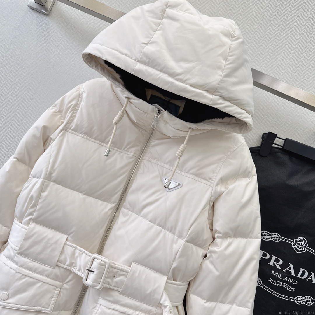 Prada Women’s Fashion Clothing Down Coat P74182