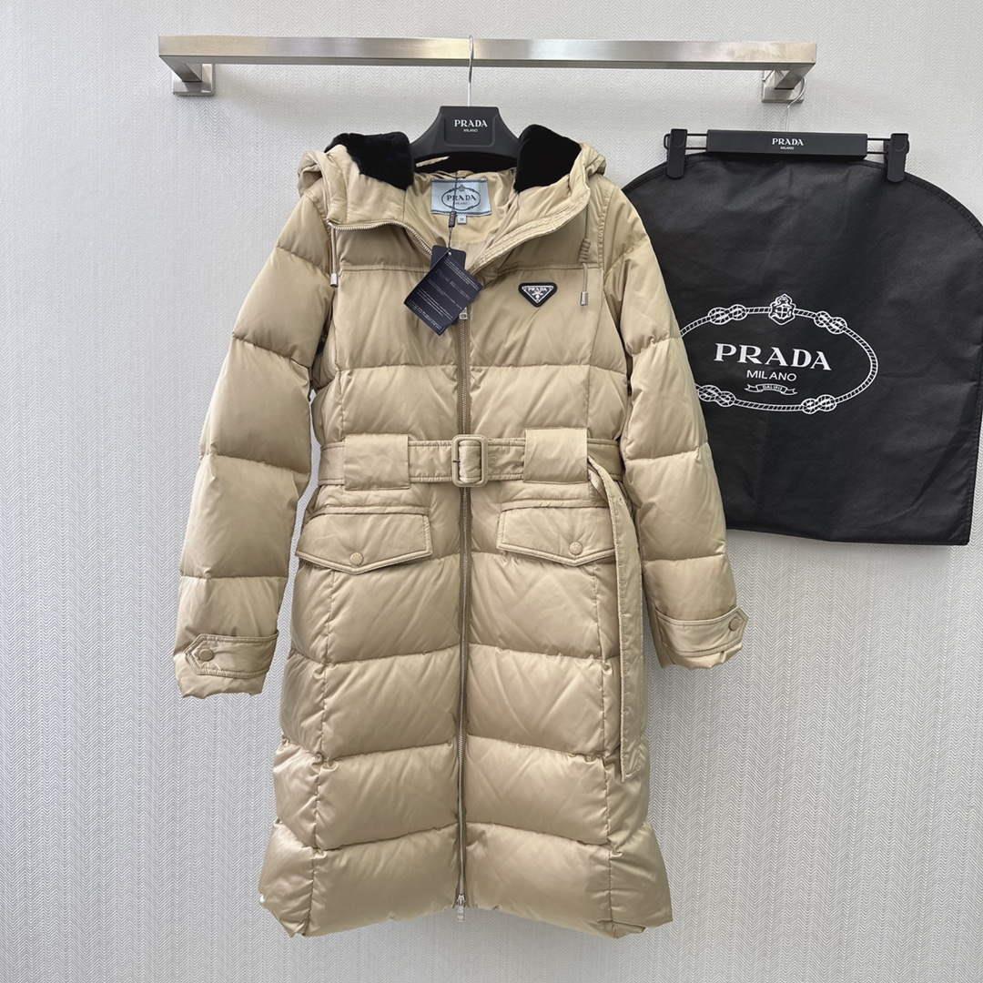 Prada Women’s Fashion Clothing Down Coat P74183
