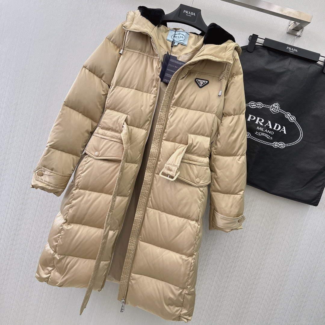 Prada Women’s Fashion Clothing Down Coat P74183