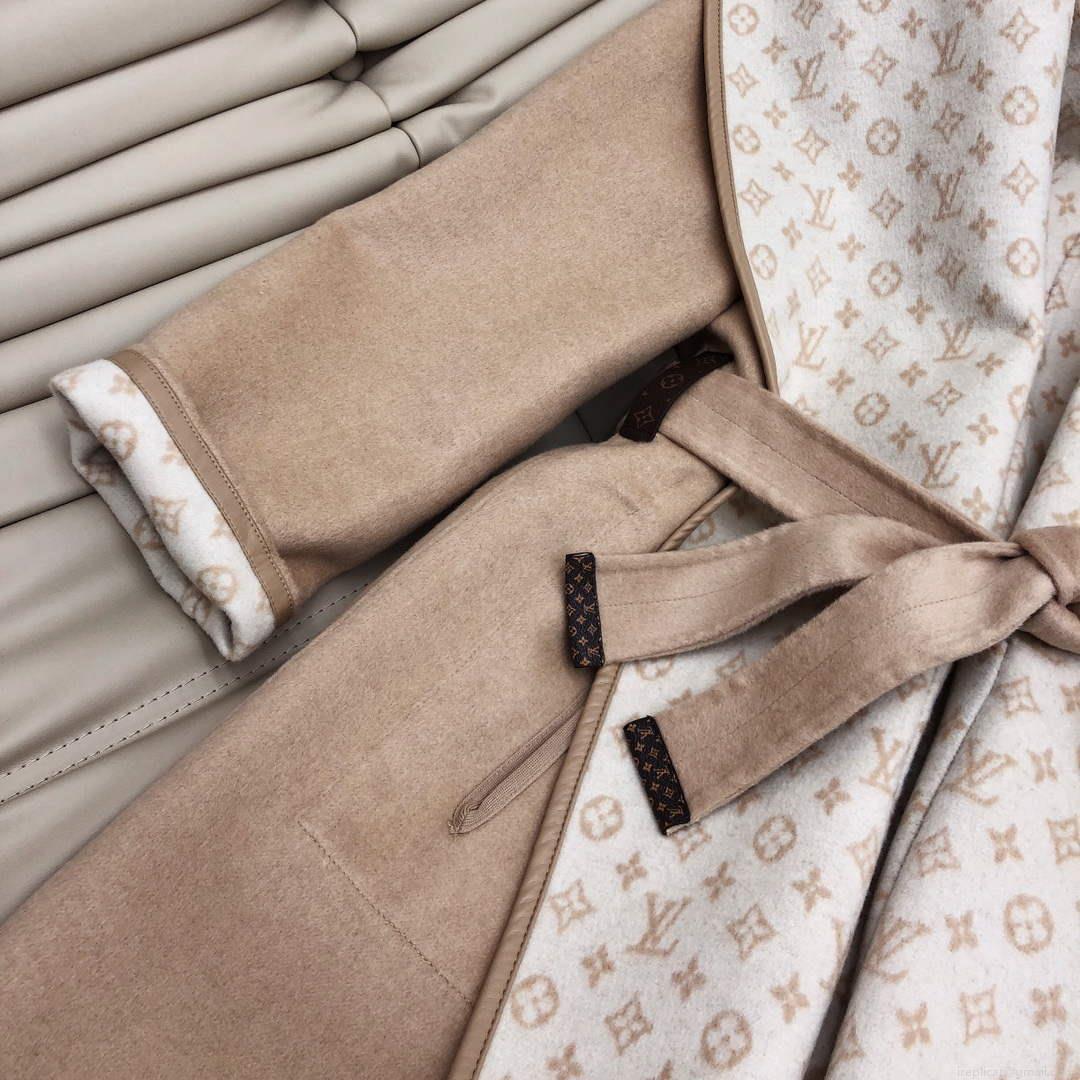 LV 1AC4EB Louis Vuitton Reversible Signature Hooded Wrap Coat L35821