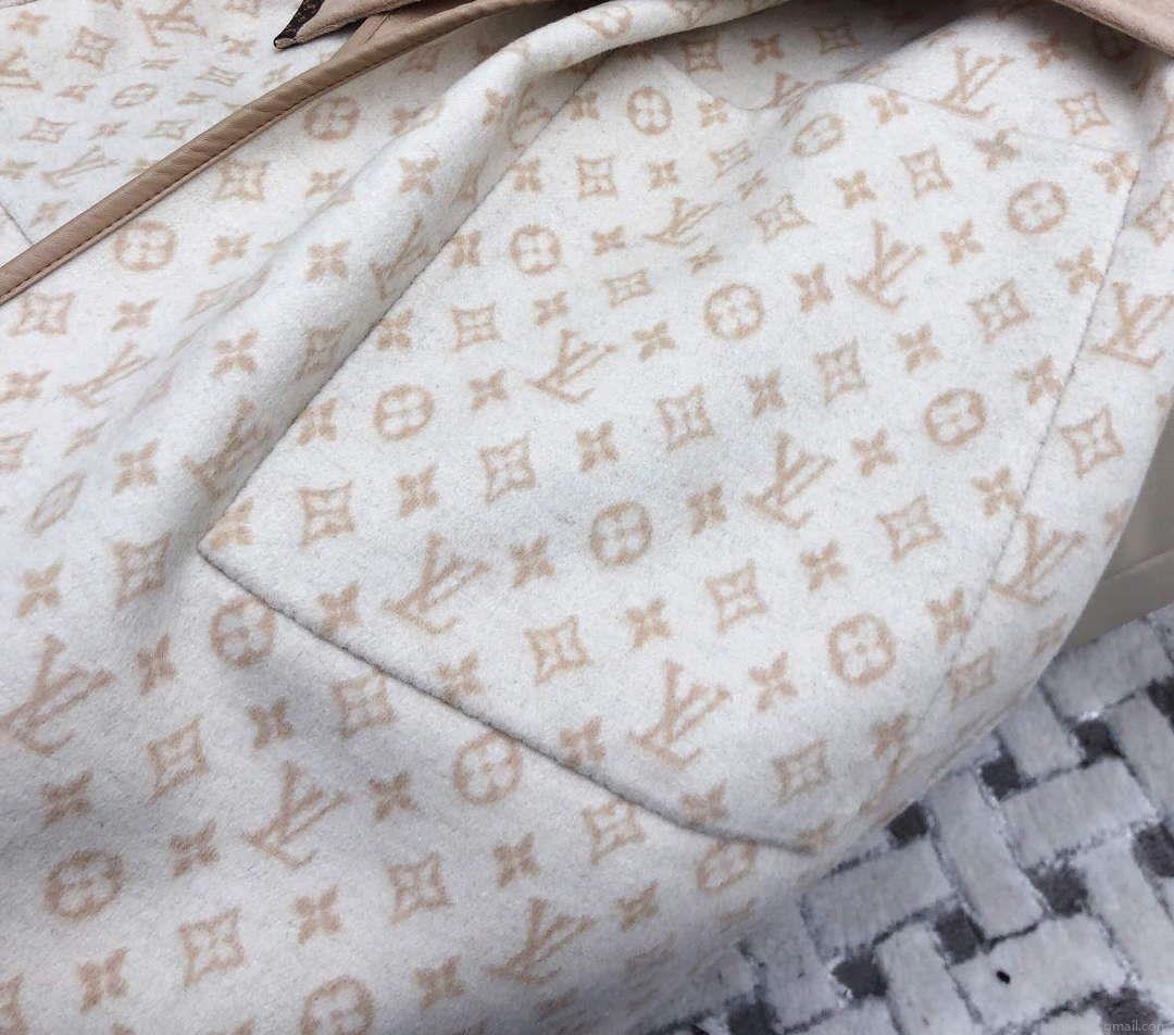 LV 1AC4EB Louis Vuitton Reversible Signature Hooded Wrap Coat L35821