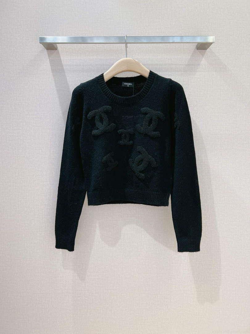 Chanel Women’s Fashion Clothing Sweater CC69137