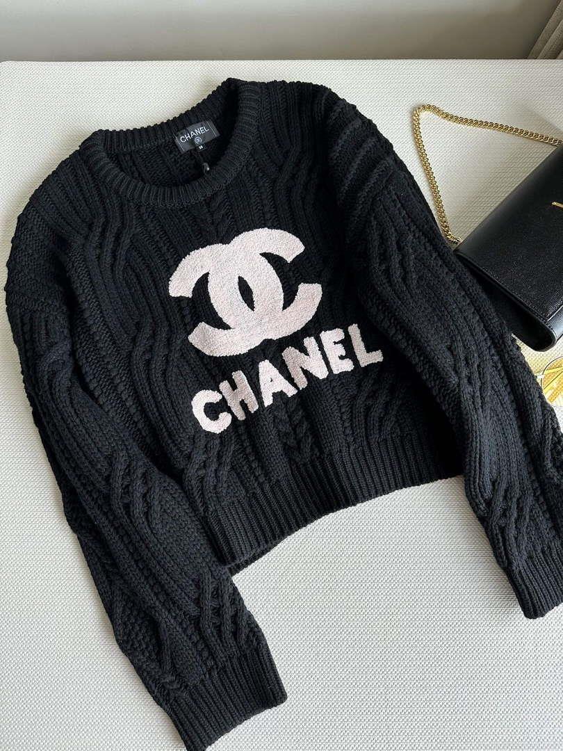 Chanel Women’s Fashion Clothing Sweater CC69147