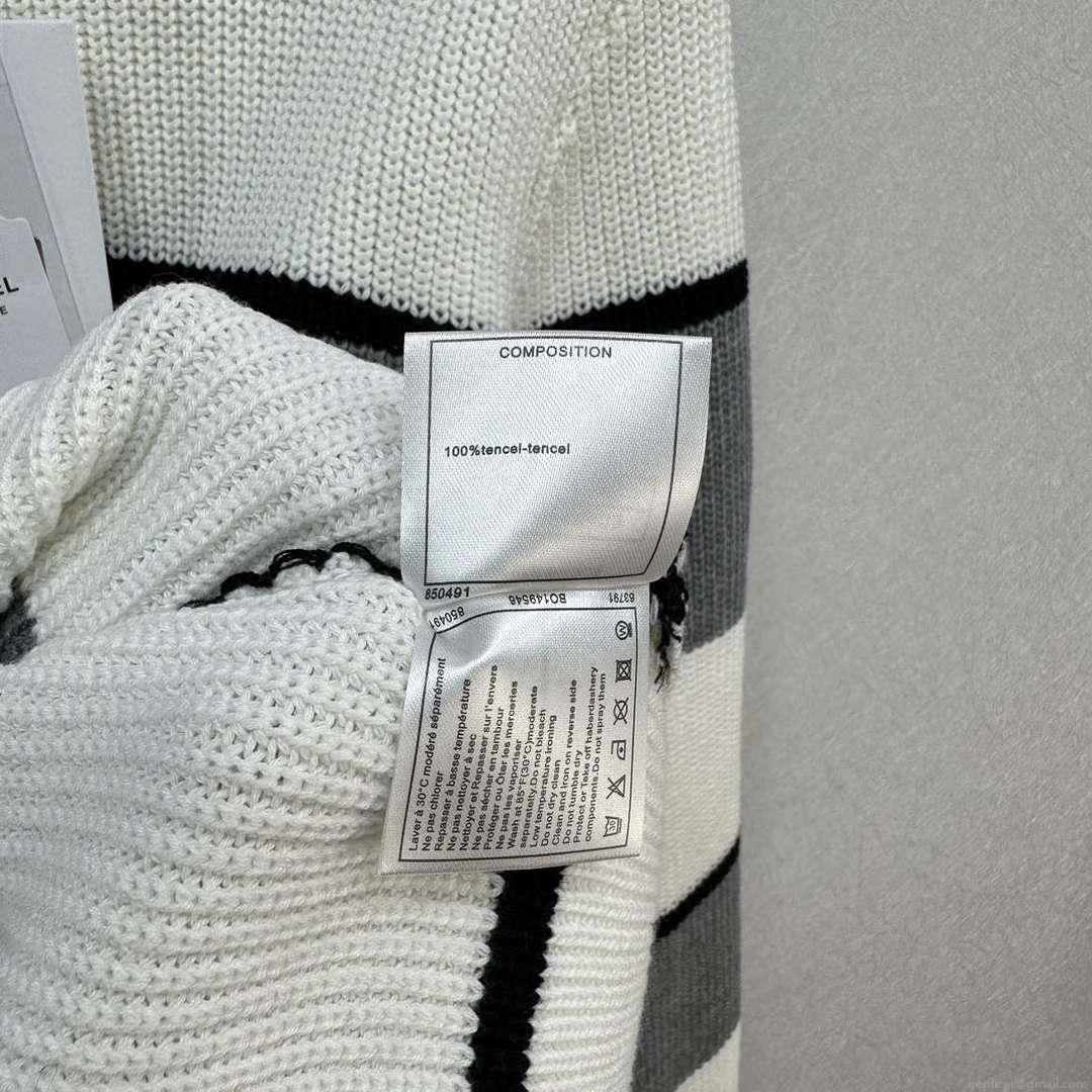 Chanel Women’s Fashion Clothing Sweater CC69148