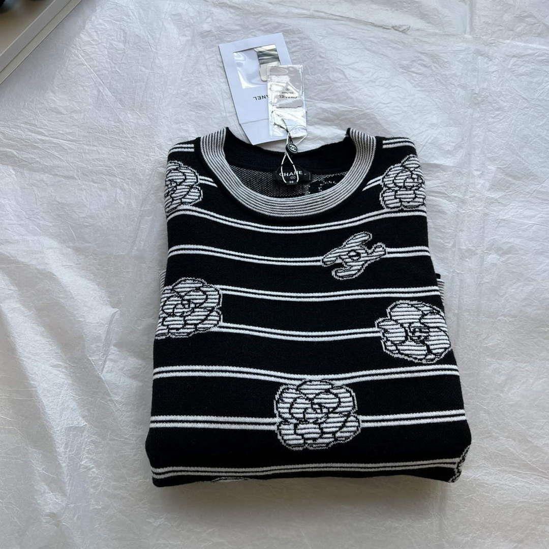 Chanel Women’s Fashion Clothing Sweater CC69149