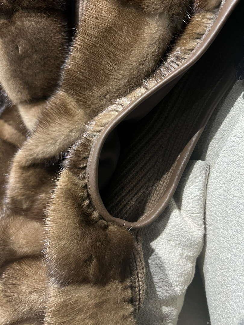 Loro Piana Copenhagen Mink Cashmere Vest L90092