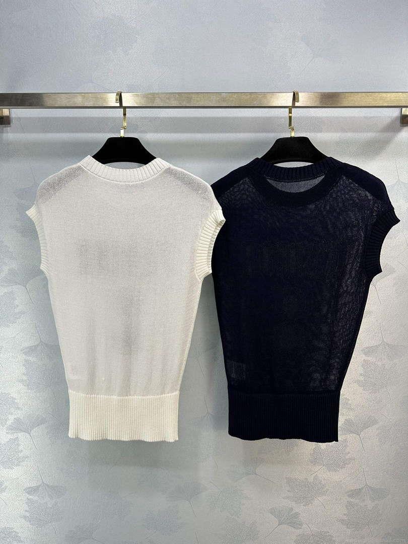Dior Women’s T-shirt Fashion Clothing D82564