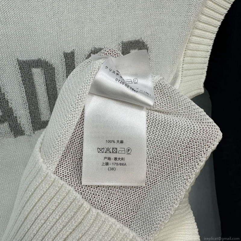 Dior Women’s T-shirt Fashion Clothing D82565