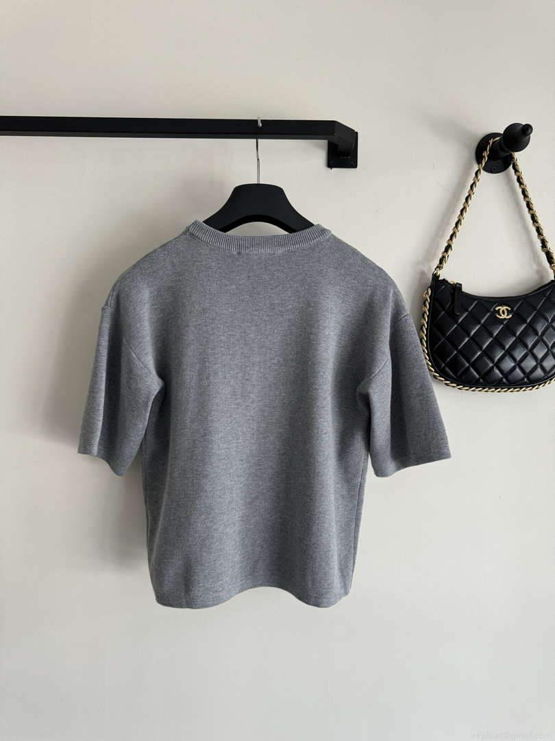Dior Women’s T-shirt Fashion Clothing D82567