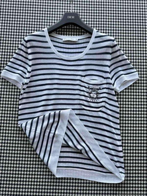 Dior Women’s T-shirt Fashion Clothing D82569