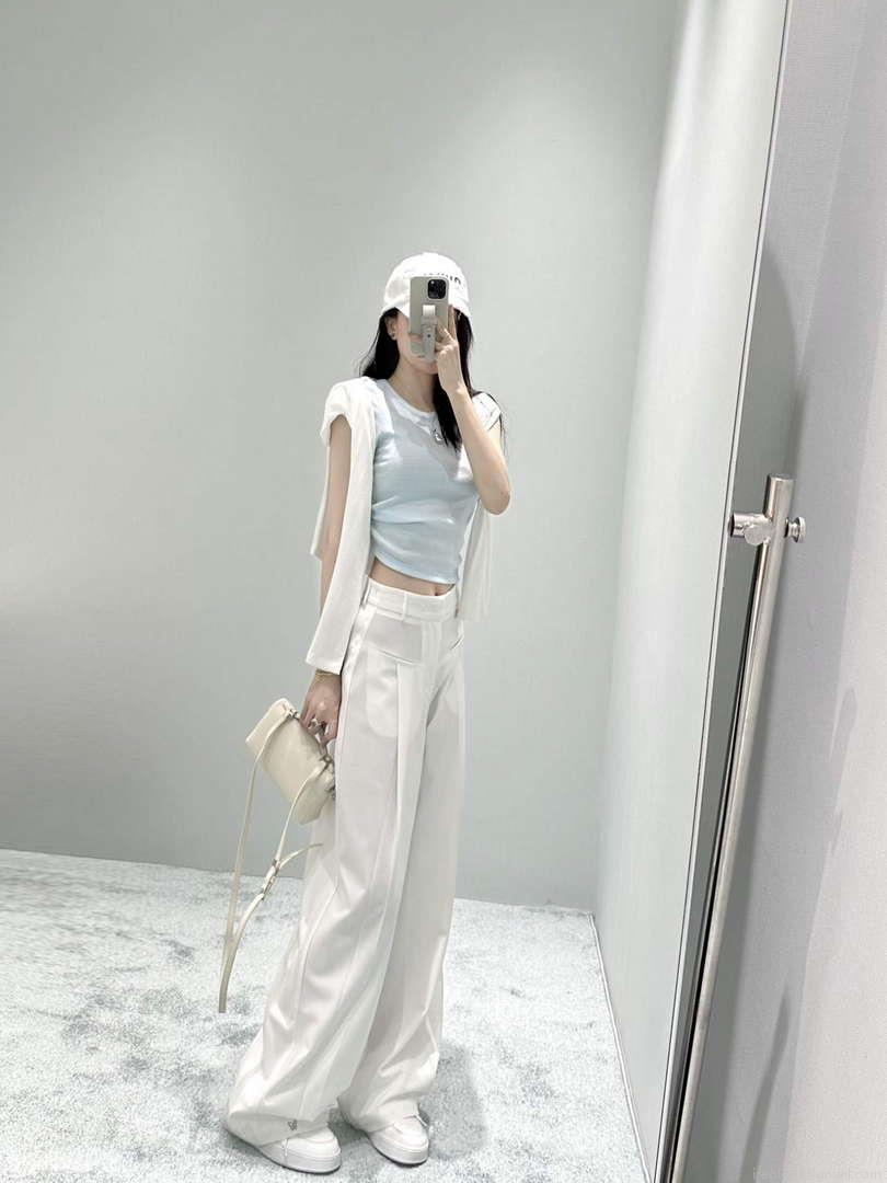 Dior Women’s Fashion Clothing Casual Pants D82575