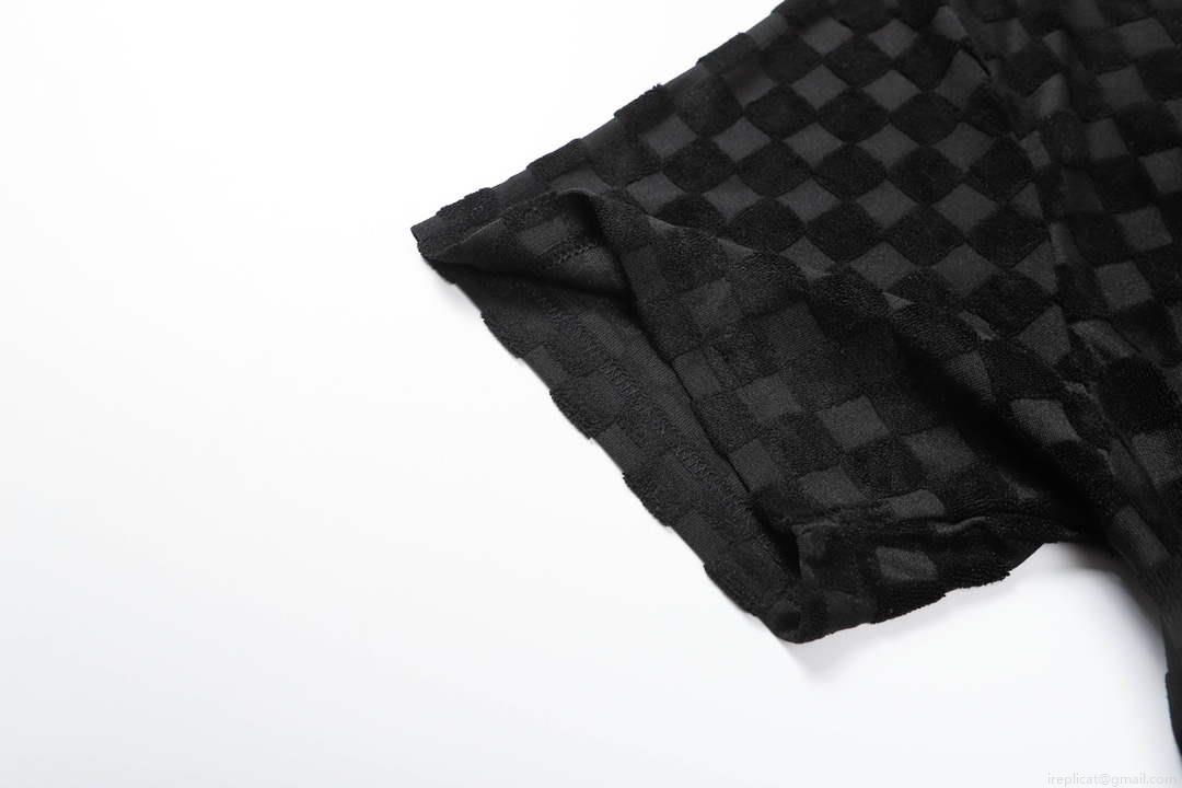 LV 1AAU5B Louis Vuitton New Towel Embroidery Men Women’s T-shirt L56219