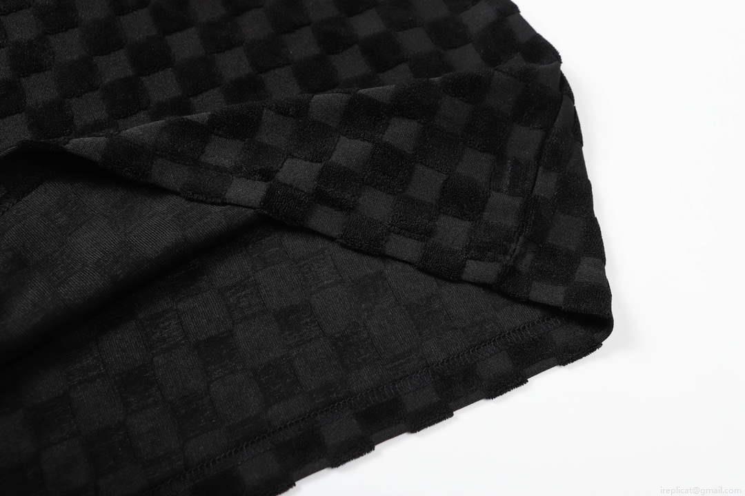 LV 1AAU5B Louis Vuitton New Towel Embroidery Men Women’s T-shirt L56219