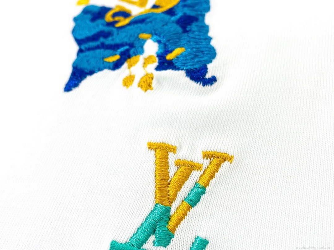 LV 1AB4UM Louis Vuitton Print Cotton Jersey Men Women’s T-shirt L56228
