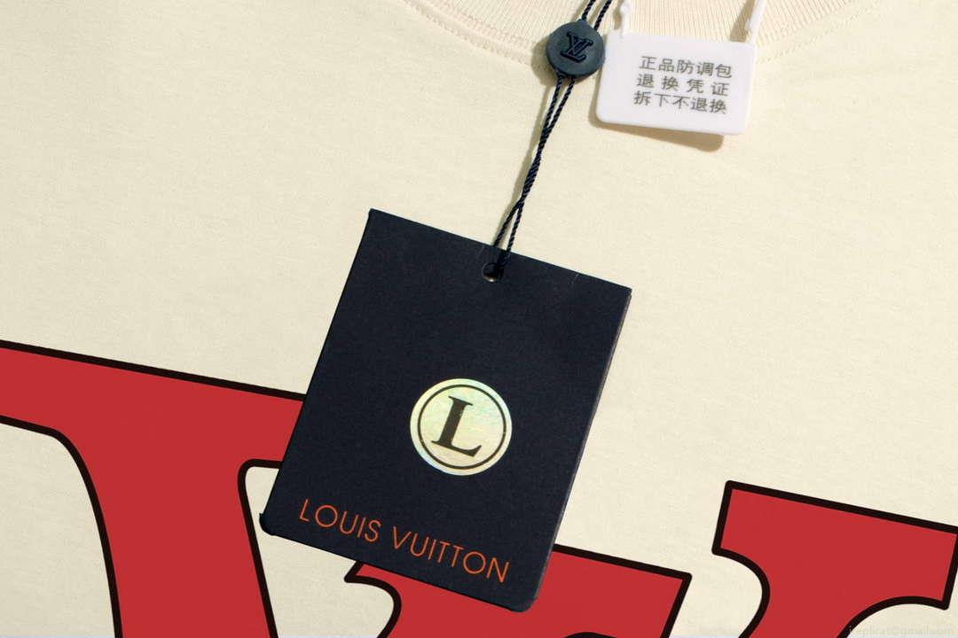 Louis Vuitton Men’s Women’s Short Sleeve T-shirt L36831