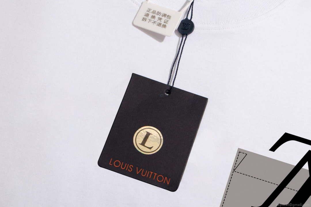Louis Vuitton Men’s Women’s Short Sleeve T-shirt L36832