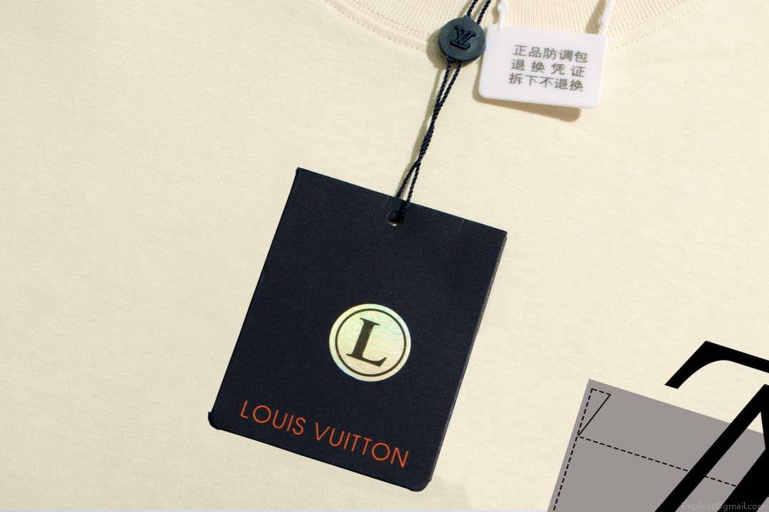Louis Vuitton Men’s Women’s Short Sleeve T-shirt L36834