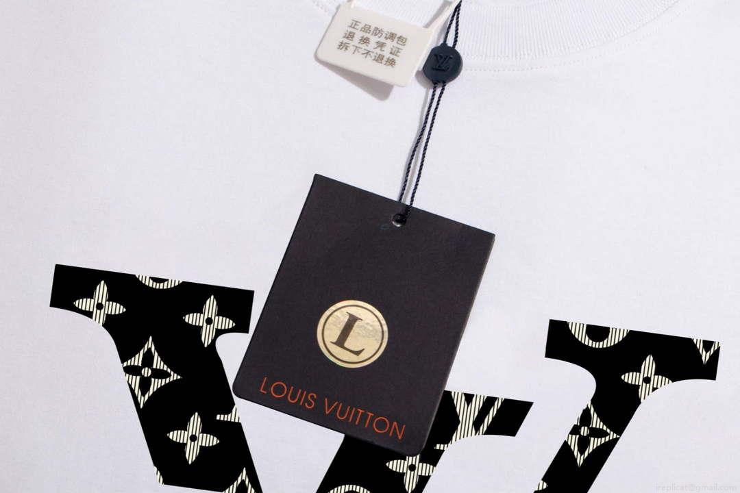 Louis Vuitton Men’s Women’s Short Sleeve T-shirt L36835