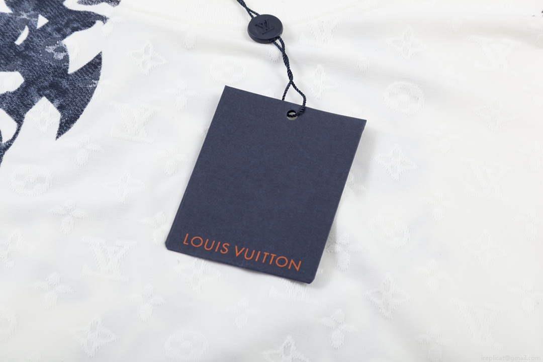 Louis Vuitton Men’s Women’s Short Sleeve T-shirt L36838