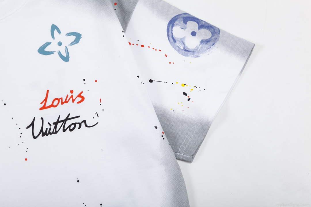 Louis Vuitton Men’s Women’s Short Sleeve T-shirt L36840