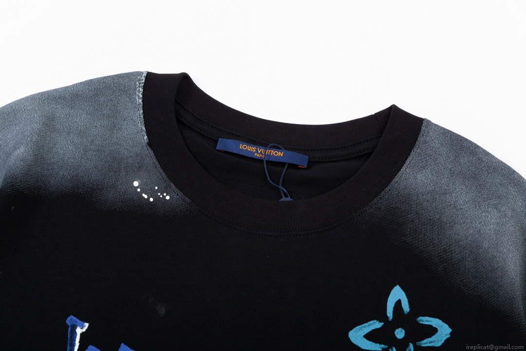 Louis Vuitton Men’s Women’s Short Sleeve T-shirt L36841