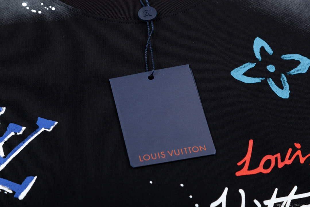 Louis Vuitton Men’s Women’s Short Sleeve T-shirt L36841