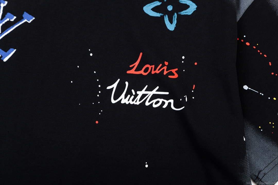 Louis Vuitton Men’s Women’s Short Sleeve T-shirt L36841