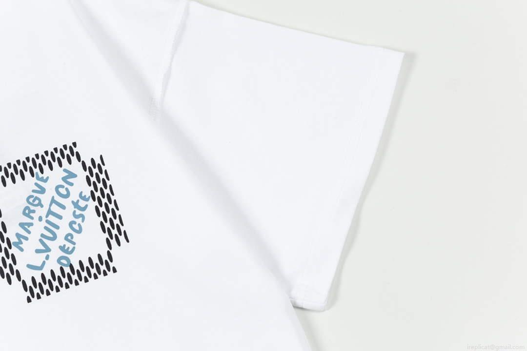 Louis Vuitton Men’s Women’s Short Sleeve T-shirt L36842