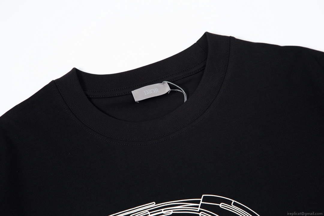 Dior Men’s Women’s Short Sleeve T-shirt D77544