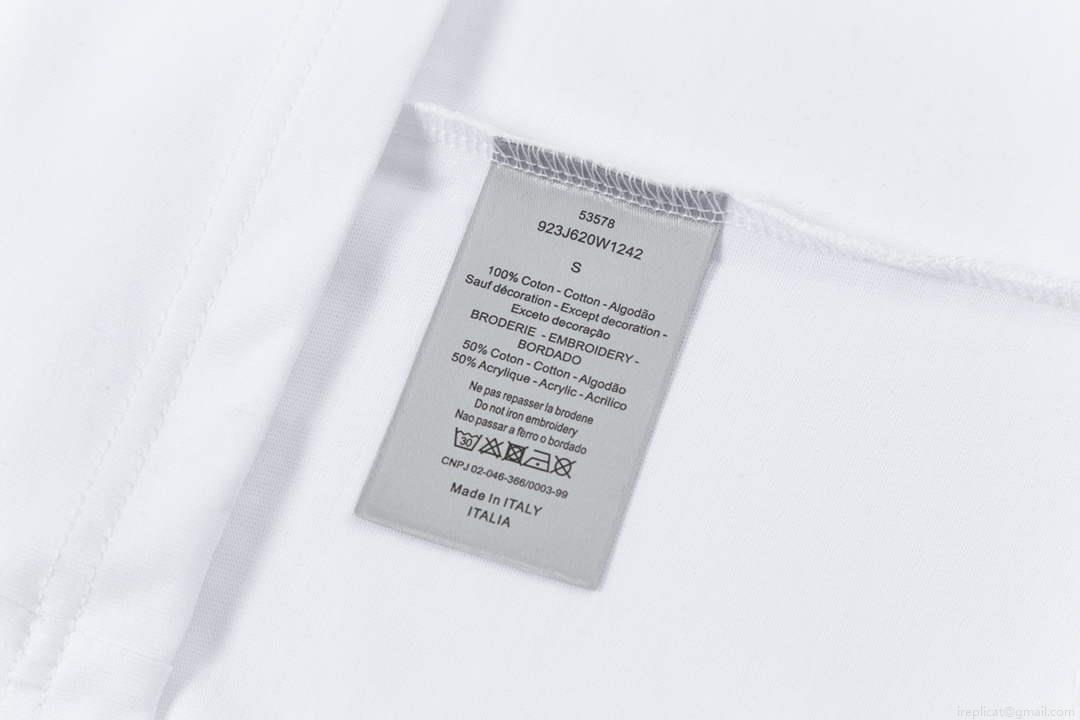 Dior Men’s Women’s Short Sleeve T-shirt D77545
