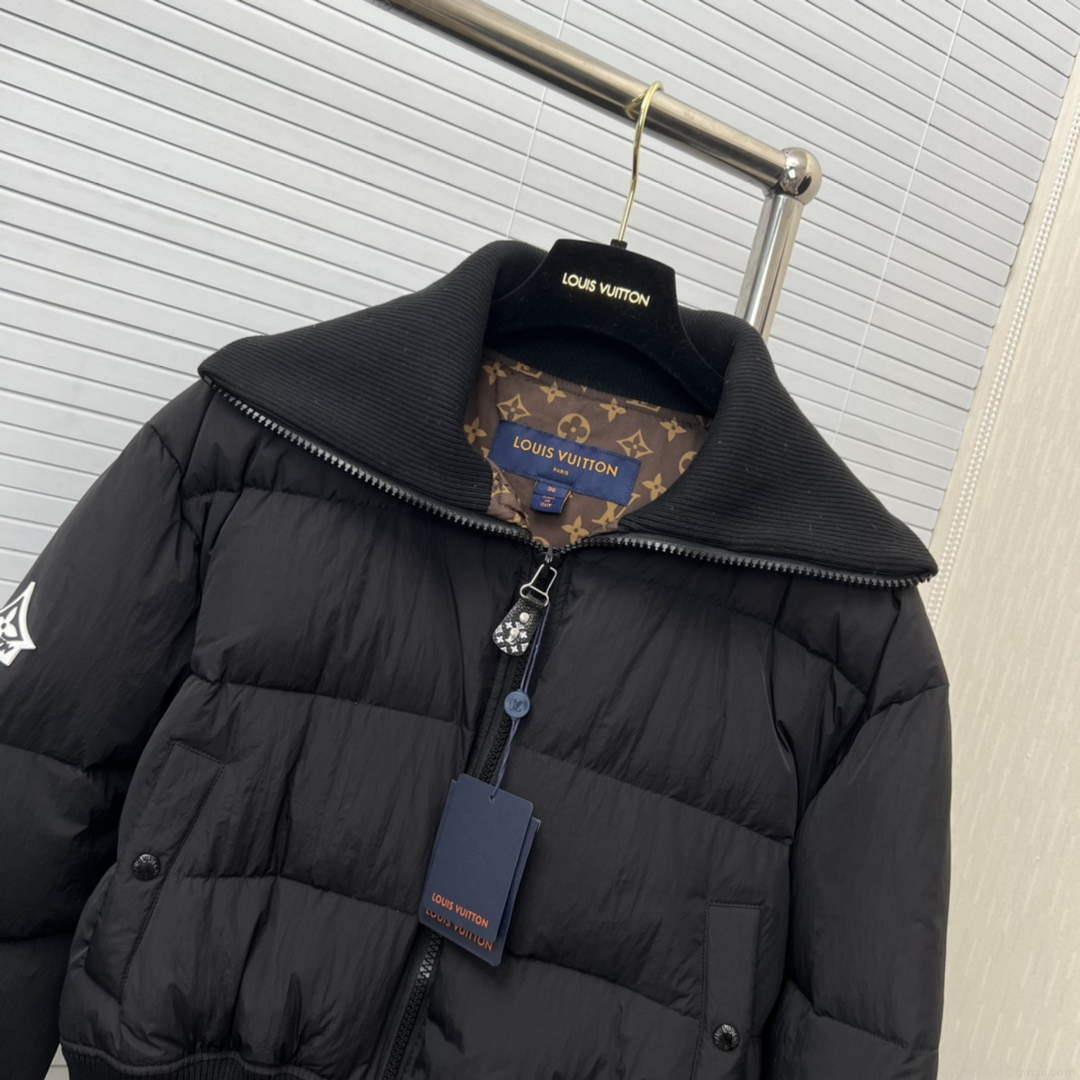 LV 1AAK8E Louis Vuitton Women’s Fashion Clothing Cropped Puffer Jacket L55737