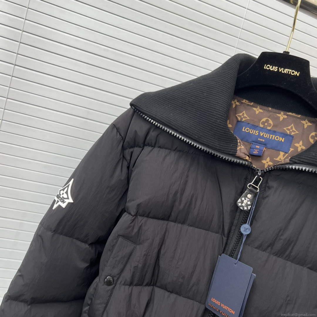 LV 1AAK8E Louis Vuitton Women’s Fashion Clothing Cropped Puffer Jacket L55737