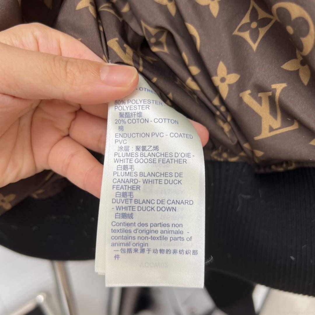 LV 1AAK8E Louis Vuitton Women’s Fashion Clothing Cropped Puffer Jacket L55737