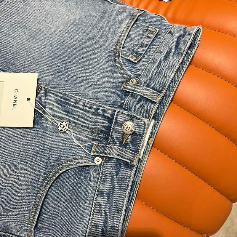 Chanel Women’s Fashion Denim shorts C58801