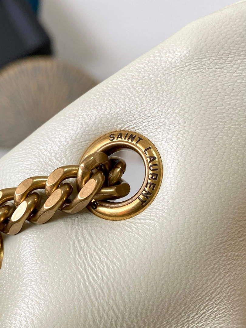 YSL 734153 Calypso In Lambskin Chain Bag White