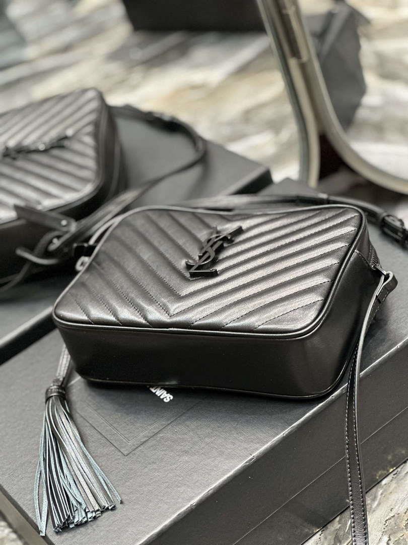 YSL 520534 Lou Camera Bag In Matelassé Leather Black with Black Logo