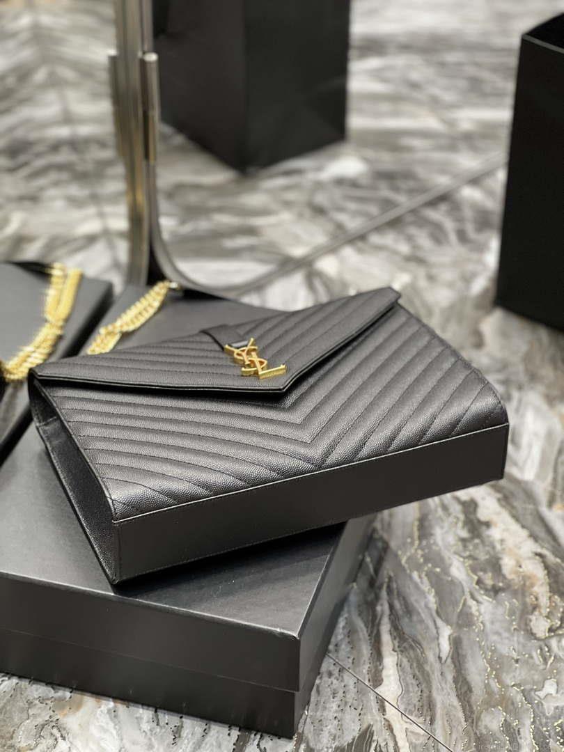 YSL 600166 Envelope Large In Quilted Grain De Poudre Embossed Leather Black V gird