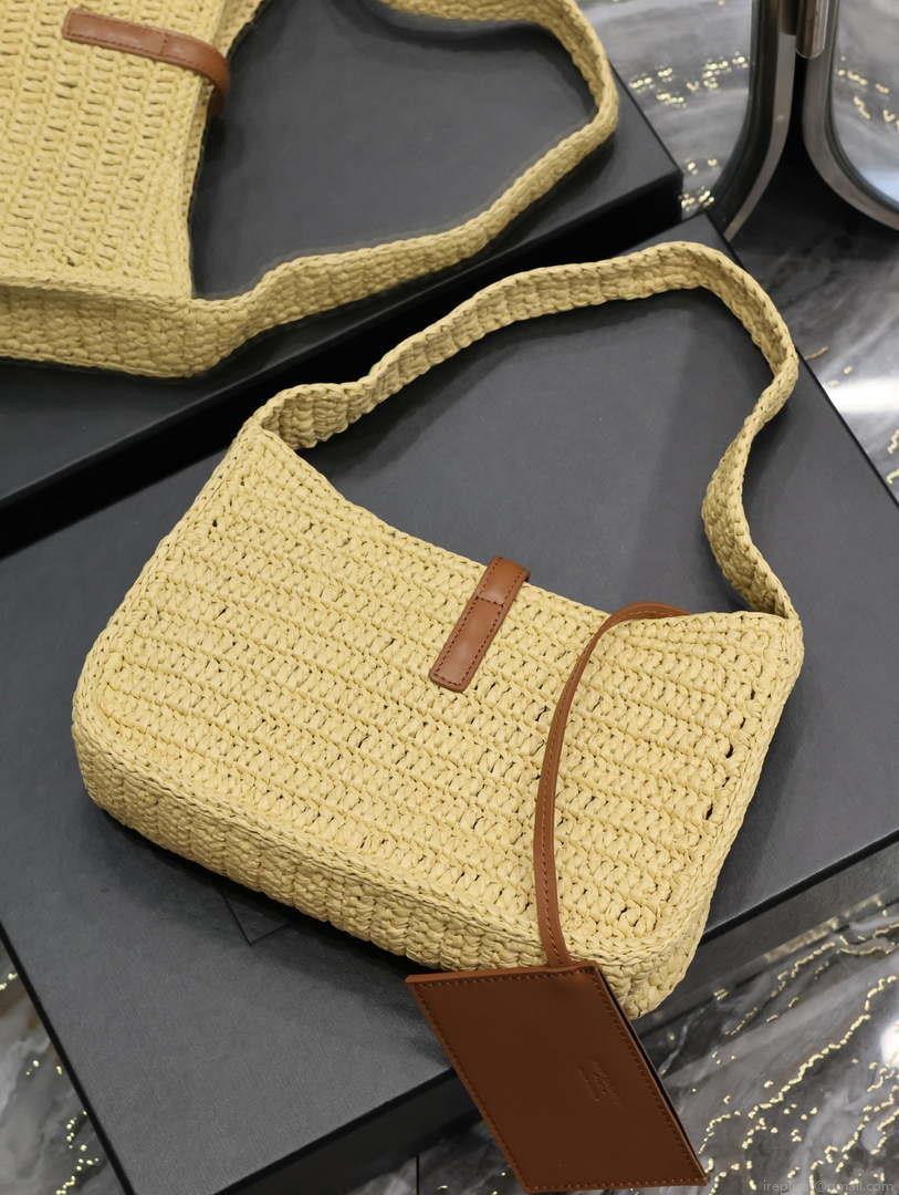 YSL 744292 Saint Laurent Le 5 À 7 Mini In Raffia
