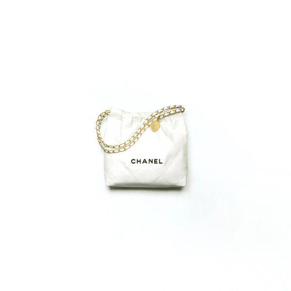 CHANEL 22 SMALL HANDBAG(high-end grade)