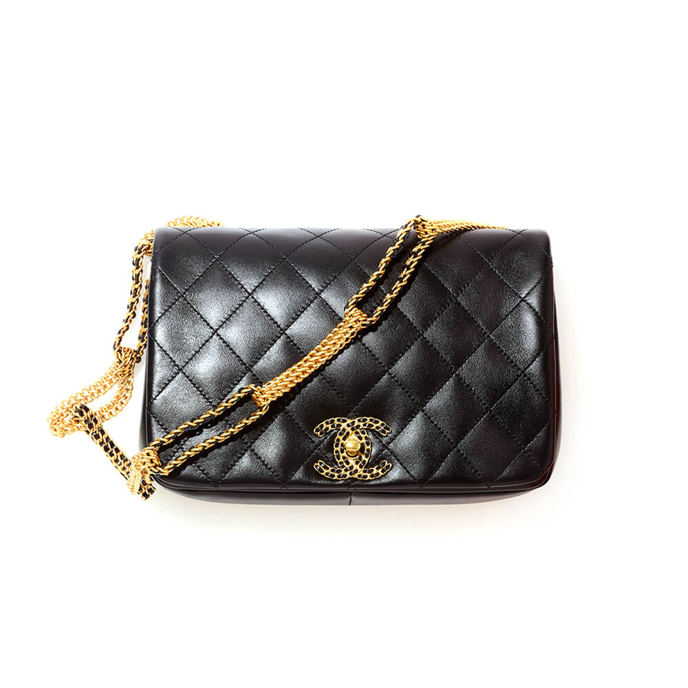 1-994.jpg CHANEL FLAP BAG - Image 1