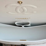 CHANEL CLASSIC FLAP HANDBAG(High-End Grade) - Image 10