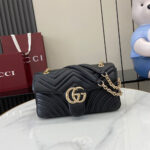 GG Marmont medium shoulder bag - Image 2