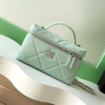 CHANEL Vanity with Chain(high-end grade) - Image 2