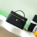 CHANEL Vanity with Chain(high-end grade) - Image 2