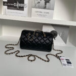 CHANEL Clutch with Chain(HIGH-END GRADE) - Image 2