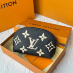 LV Cosmetic Pouch PM(HIGH-END GRADE) - Image 2